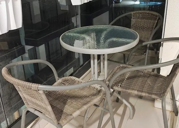 Spacious 3 Cozy * 布加勒斯特